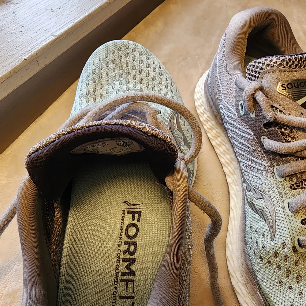Saucony Mint Green Athletic Sneakers - Picture 6 of 11